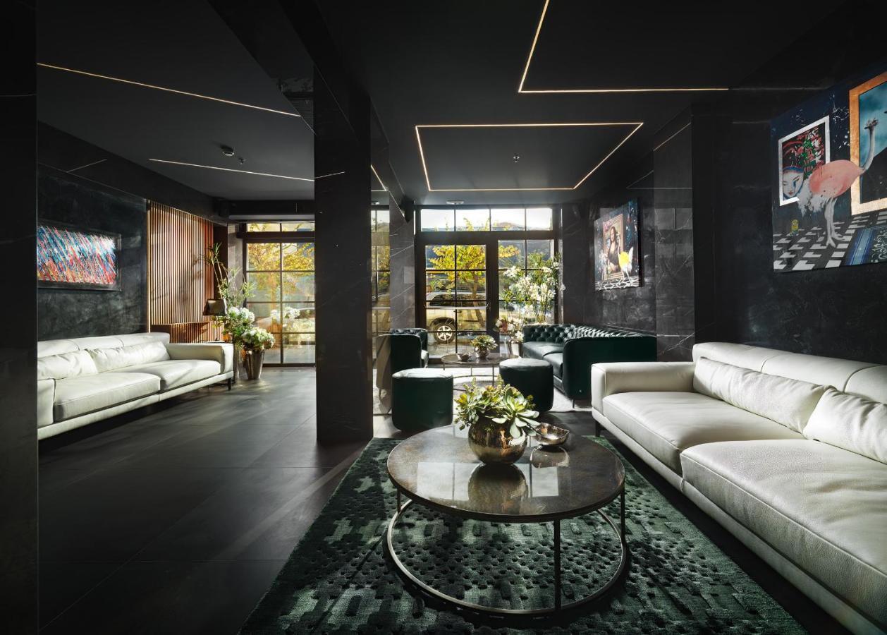 No 15 Ermou Hotel Thessaloniki Exterior photo The interior of the 2014 flagship store in Paris