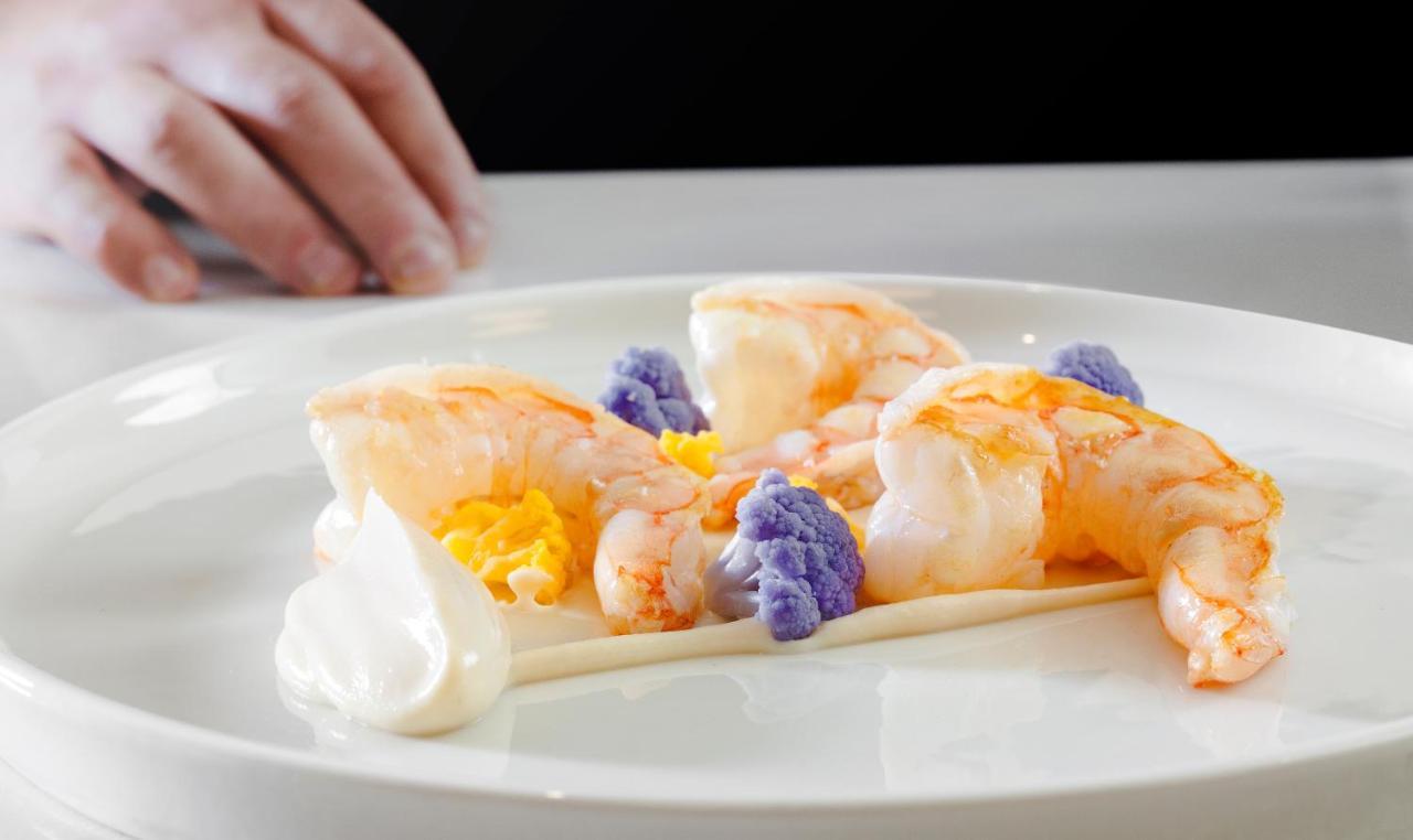 No 15 Ermou Hotel Thessaloniki Exterior photo A prawn and scallop dish