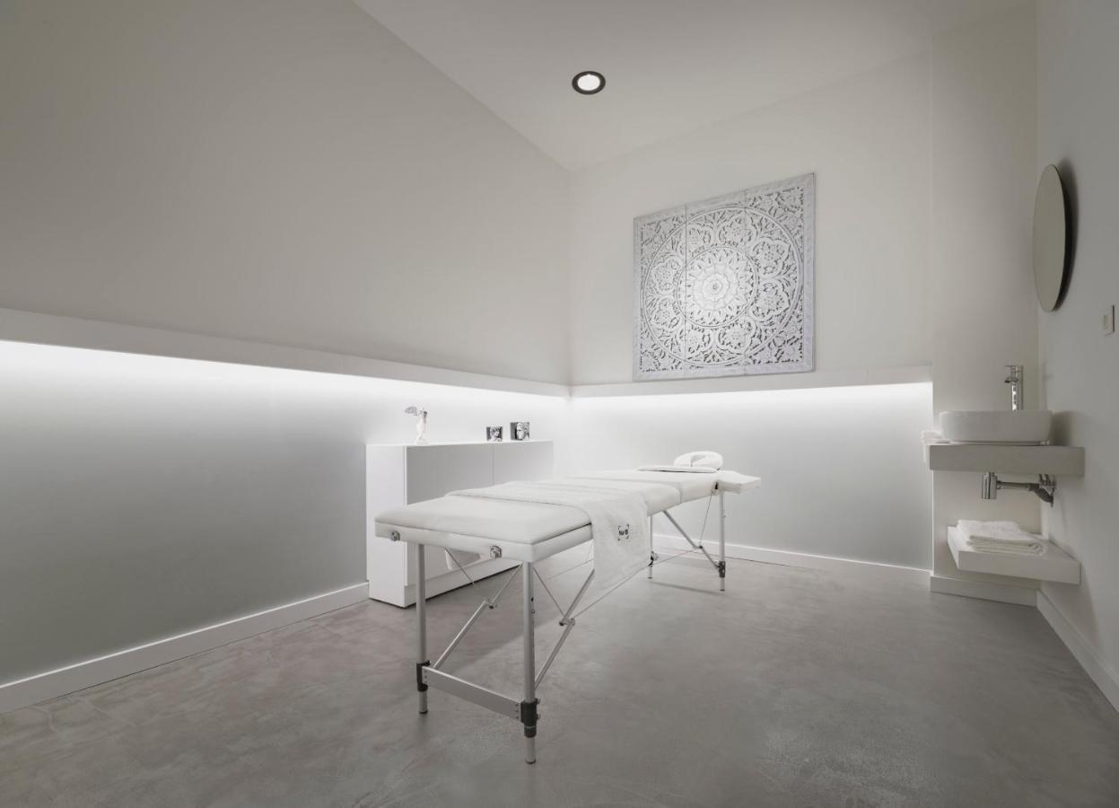 No 15 Ermou Hotel Thessaloniki Exterior photo Treatment room