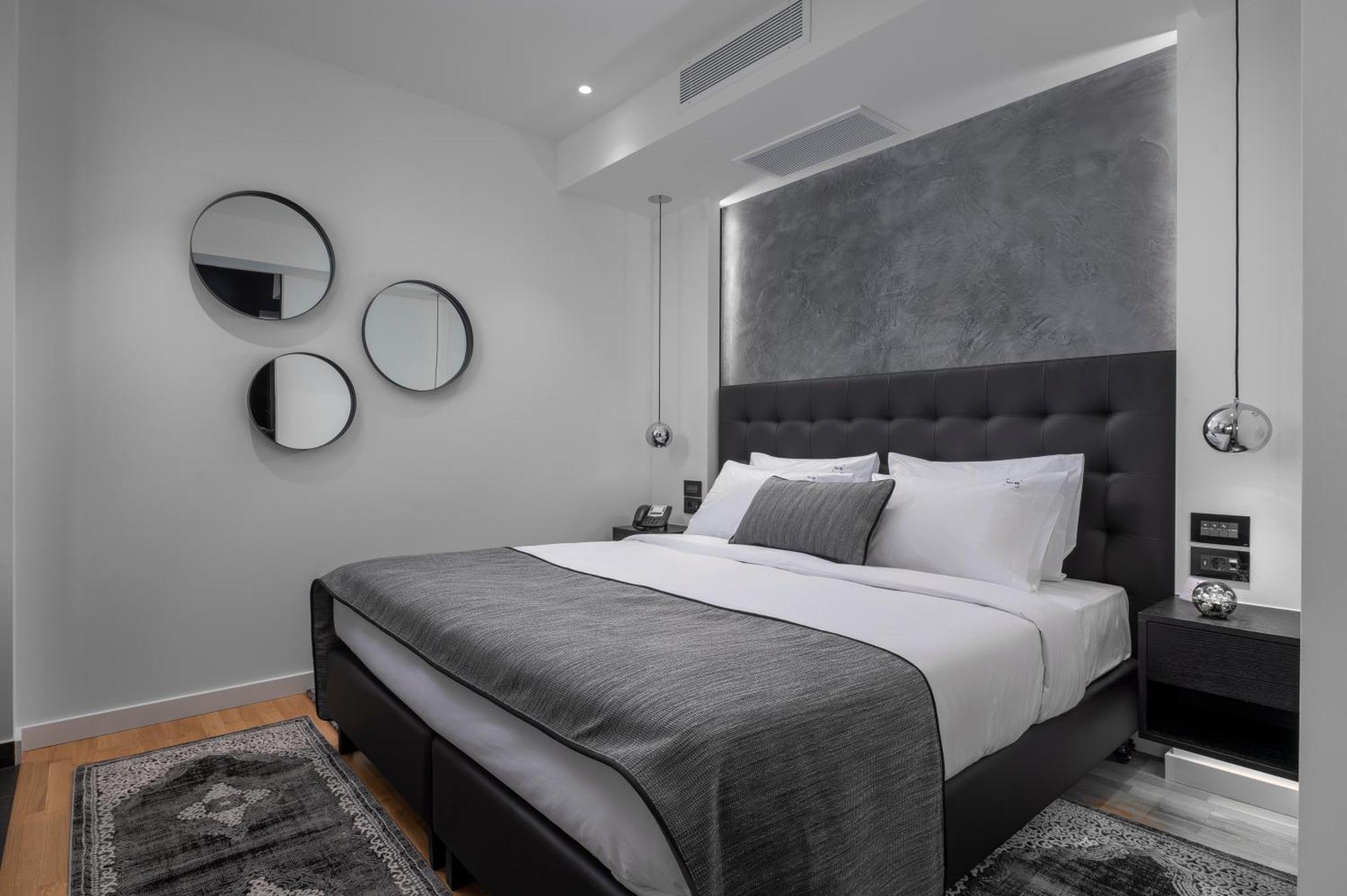 No 15 Ermou Hotel Thessaloniki Room photo Deluxe room